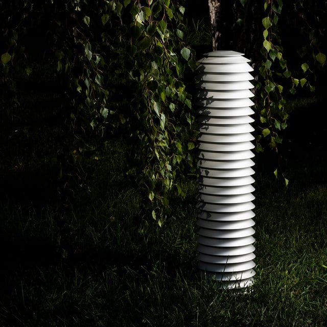 Buy Artemide outdoor lights online at REUTER