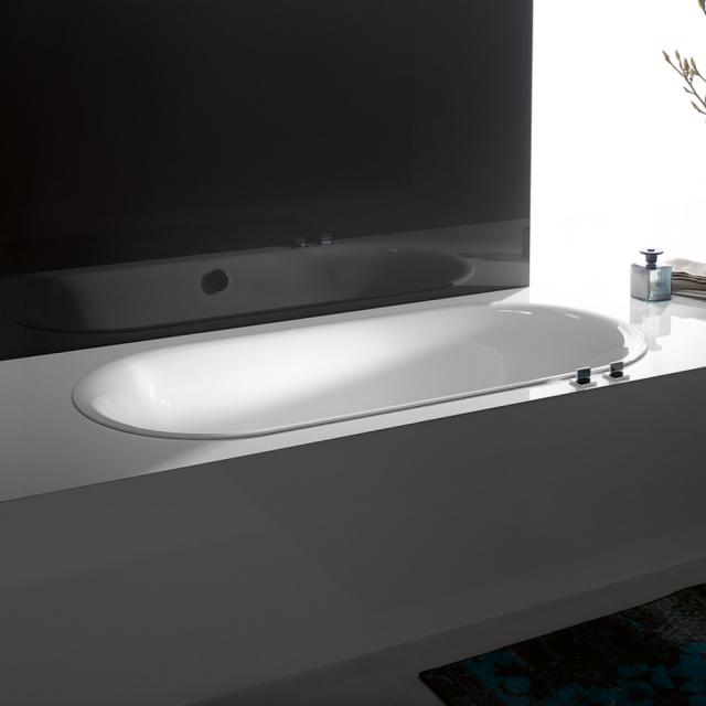 Bette Lux oval bath, built-in white