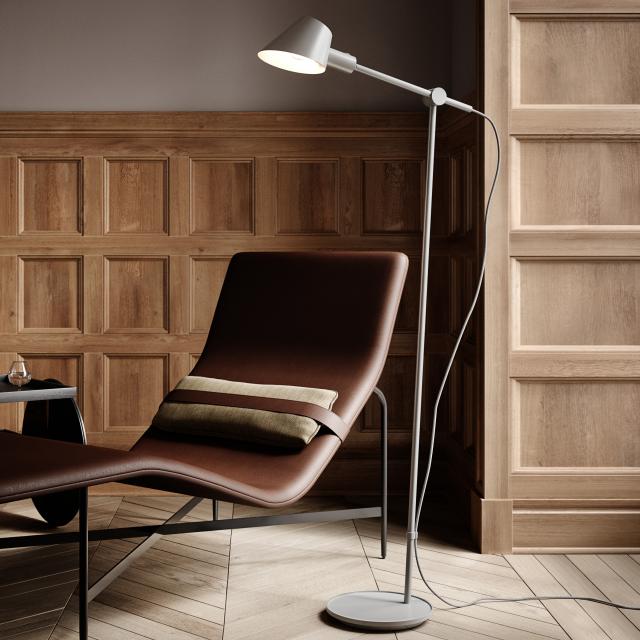 design for the people Stay LED floor lamp