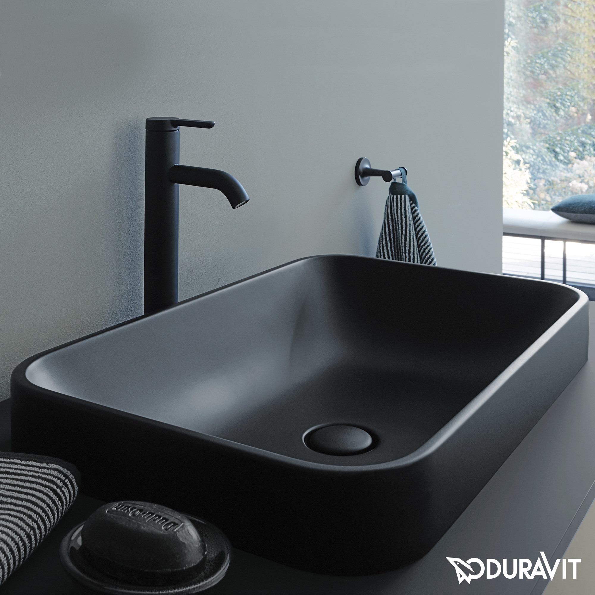 Duravit Happy D.2 Plus countertop washbasin matt anthracite, with  WonderGliss