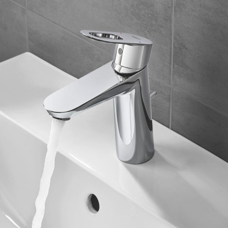 Grohe BauLoop single lever basin mixer, M-Size with plastic pop-up
waste set - 23762000 reuter.com