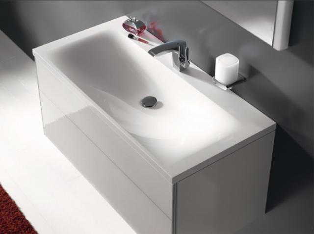 Keuco Royal Reflex mineral cast washbasin with 1 tap hole, with concealed overflow
