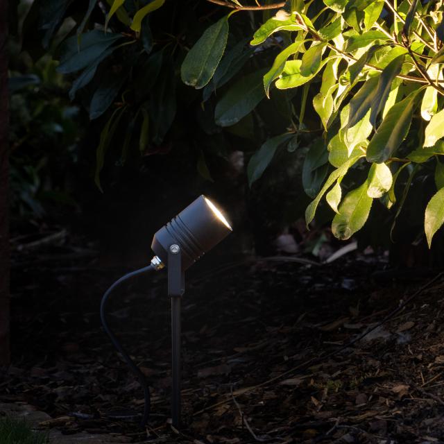 LCD 5018 LED spotlight with ground spike