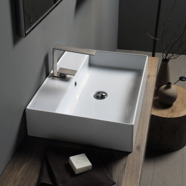 Lavabo Mural Salle De Bain - 22x18 Pouces - Céramique Blanche - Evier Rectangulaire Flottant