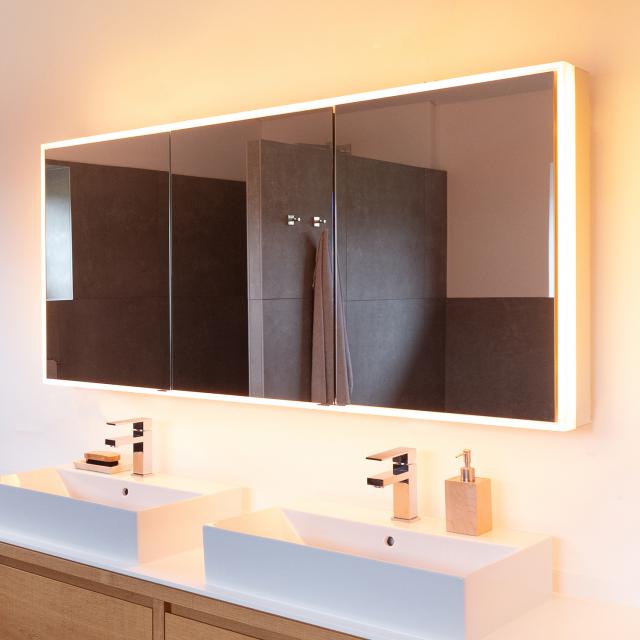 Schneider PREMIUMLINE Ultimate Armoire de toilette avec éclairage LED et 3 portes de taille identique argent anodisé