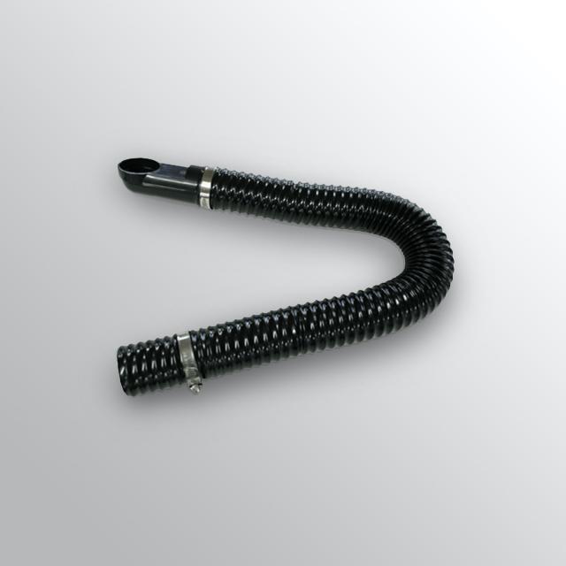 Reuter connecting hose for skirting board inlet