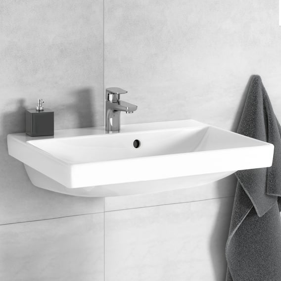 besluiten ingewikkeld Materialisme Villeroy & Boch Avento washbasin white, with Ceramicplus - 4A0055R1 | REUTER