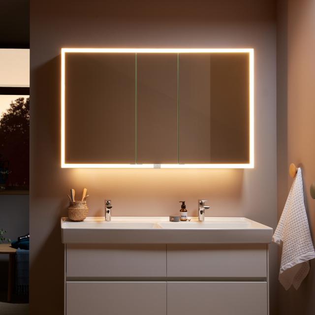 Villeroy & Boch My View Now mounted mirror cabinet with LED lighting with 3 doors with sensor dimmer
