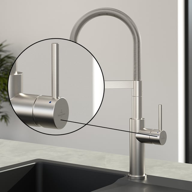 Swive SUS304 Robinet d'évier de cuisine en acier inoxydable brossé