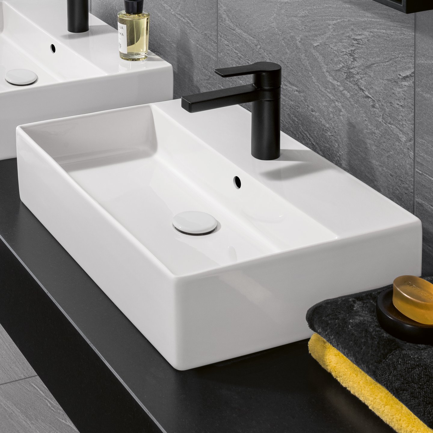 precedent toegang Ban Villeroy & Boch Memento 2.0 countertop washbasin white, with CeramicPlus,  with overflow - 4A0760R1 | REUTER