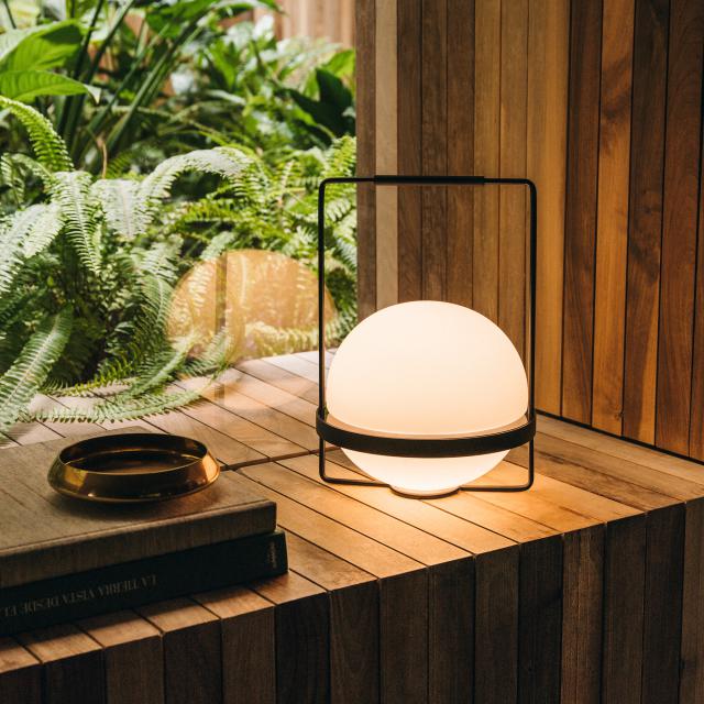 VIBIA Palma LED table lamp